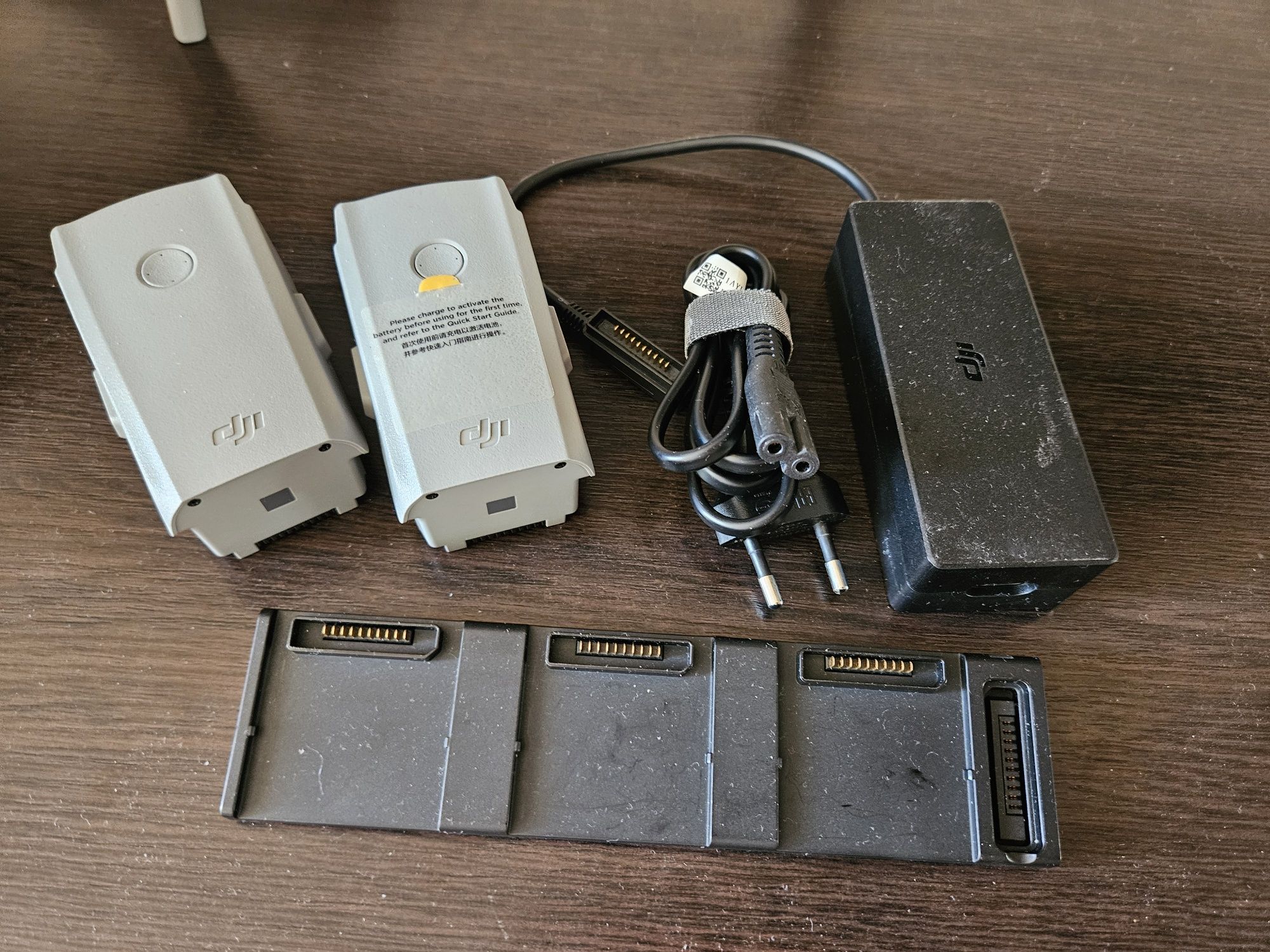 Квадрокоптер DJI Mavic Air 2 Fly More Combo