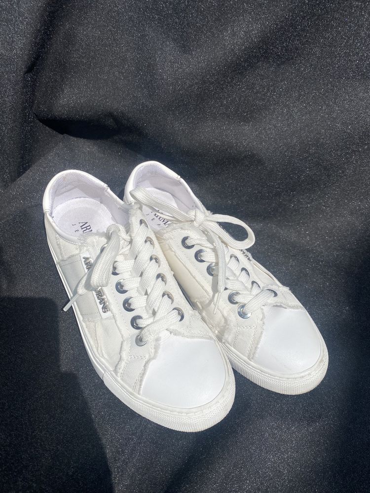Продам кеди Armani