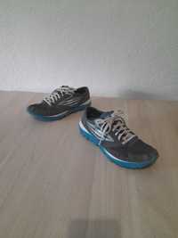 Skechers Go Run Tamanho 39
Tanho 39 Europeu