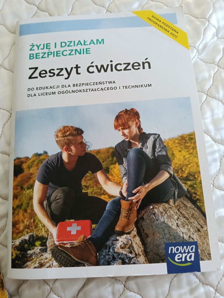 Sprzedam podręczniki do klasy I technikum i liceum