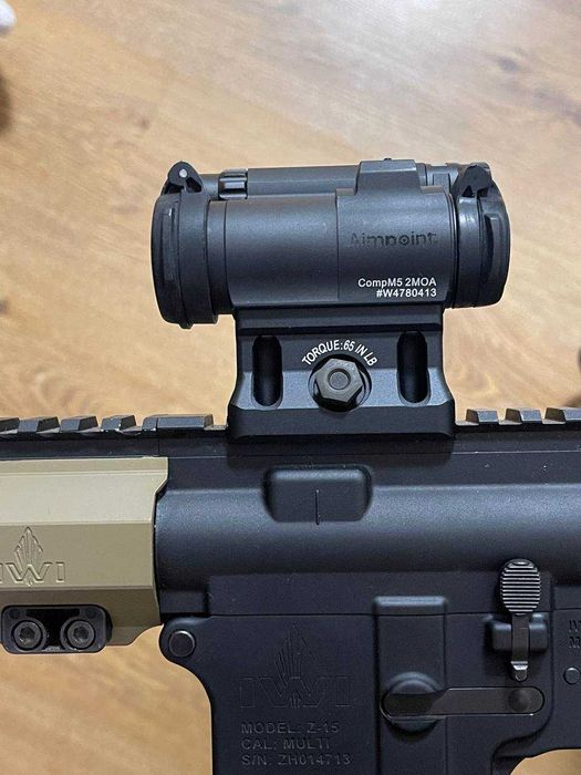 Каліматор Aimpoint CompM5 2MOA