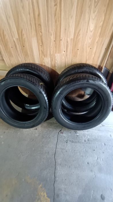 Opony Bridgestone / Polaris 215/55 R17 zimowe 5szt.