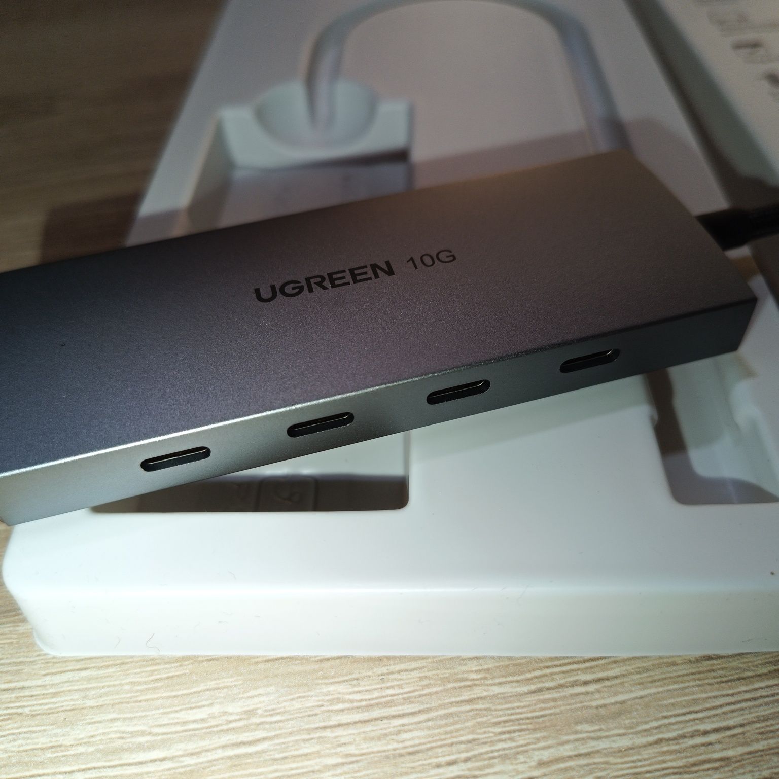 UGREEN 4-Port USB 3.2 Gen 2 Hub (10 Гбіт/с, USB-C)