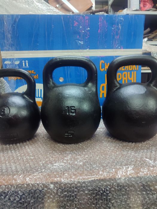 Гири 8кг.16кг24 кг 32 кг в родной краске
