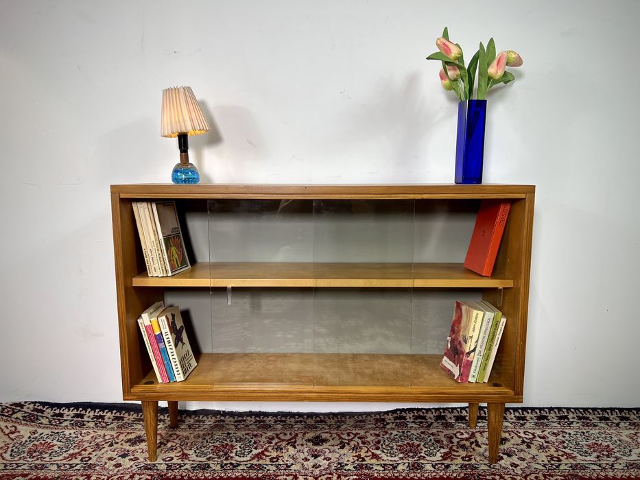 Komoda PRL witrynka Wyszkowskie FM lata 60 patyczak orzech mat vintage