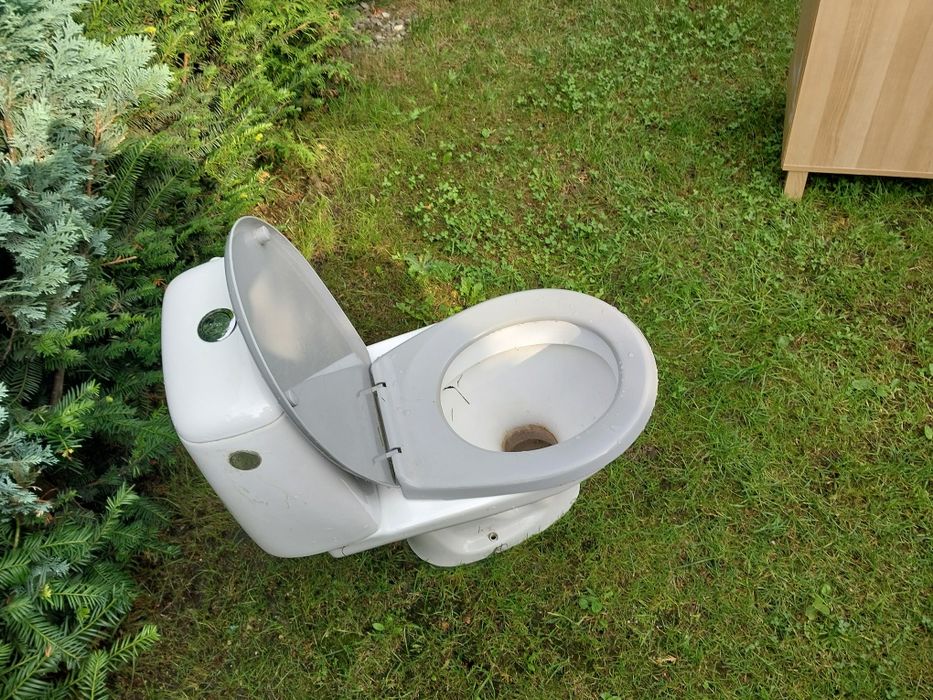 Sprzedam wc kompakt