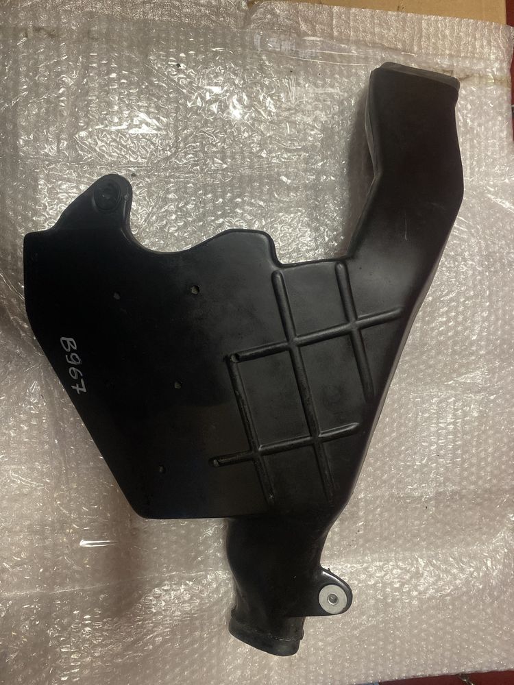 BMW K 1200 RS prawy dolot powietrza B967