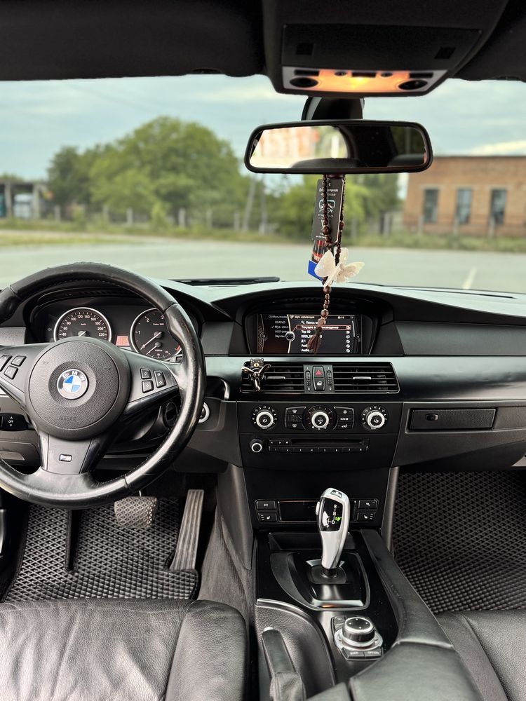 Продам авто BMW REST в дуже хорошому стані!