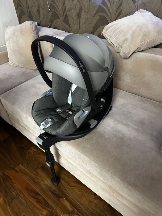 Cybex Cloud Z + база Isofix Base Z — отличное состояние
