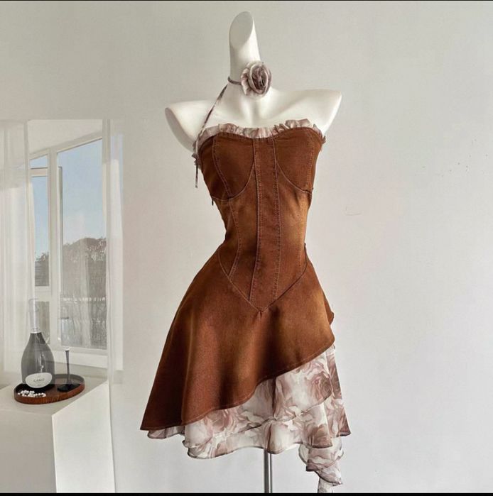 Сукня міні коричнева