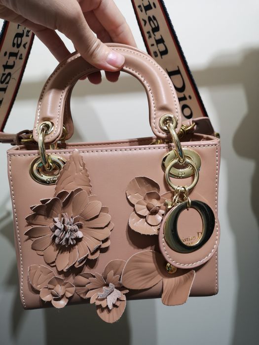 Сумка бежевая кросс боди