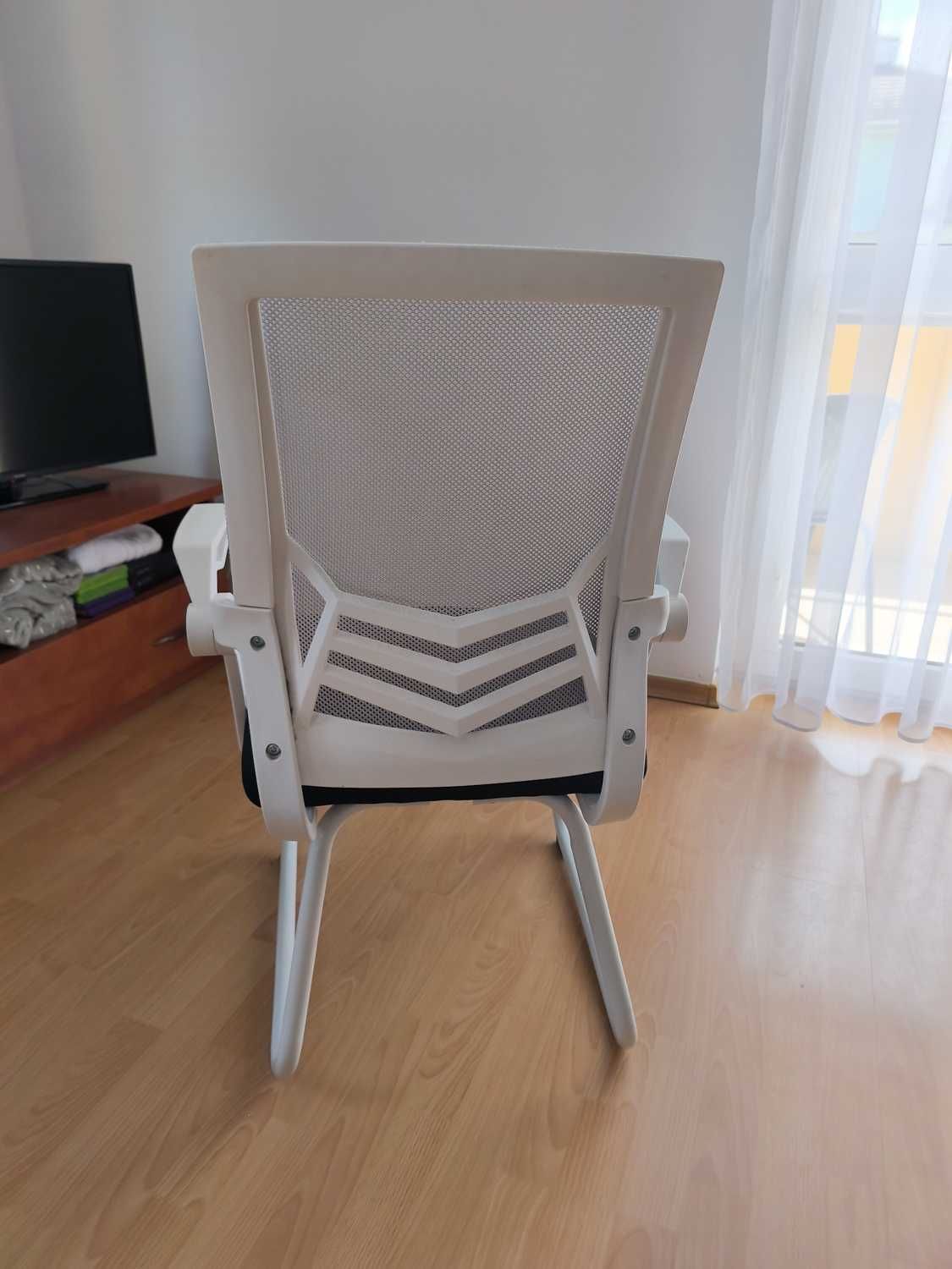 Ergonomiczne Krzesło Biurowe, Konferencyjne z Siatki – Białe