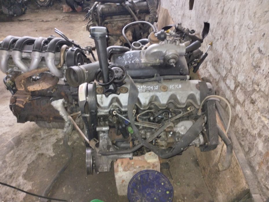 Стартера на Volkswagen T4 2.4 1.9 2.5D