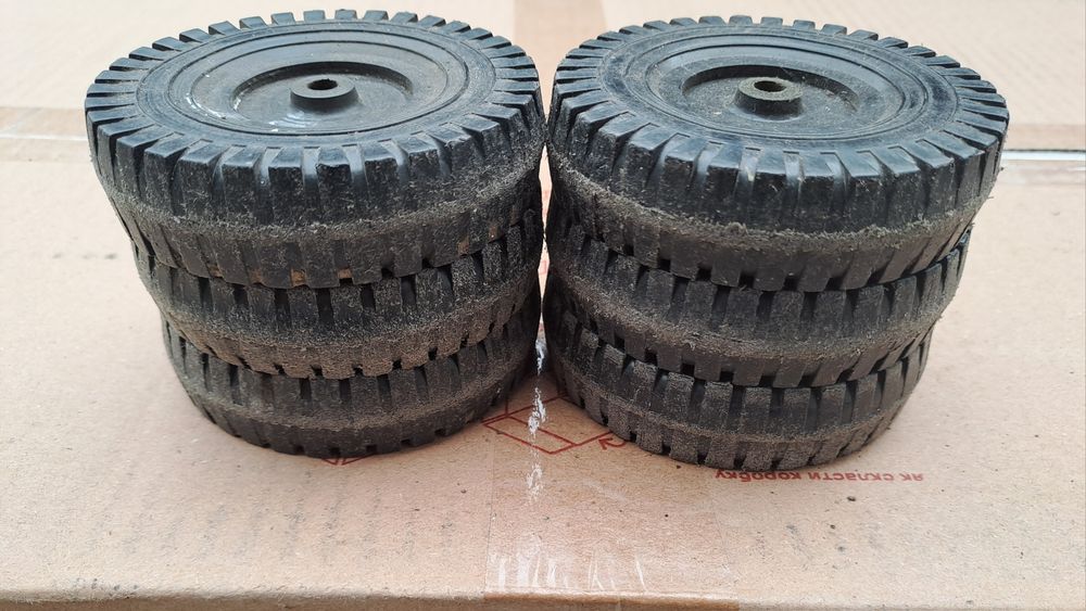 Детская игрушка грузовик СССР запчасти