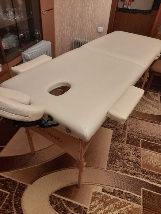 Стол-кушетка массажный