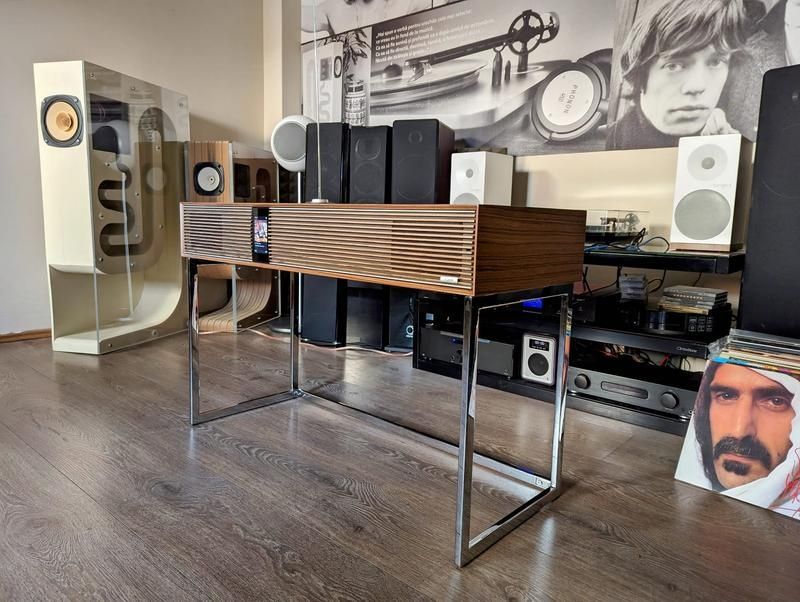 HI-FI аудіо система Ruark Audio R810