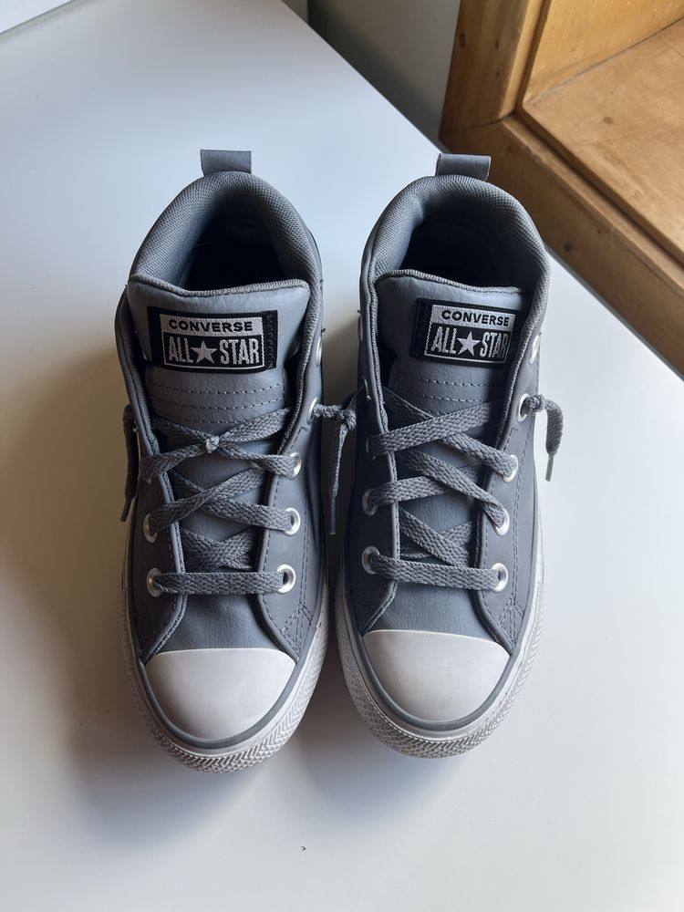 Sapatilhas Allstar tamanho 34