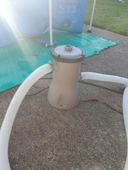 Vendo piscina + motor 2.59/1.60/61