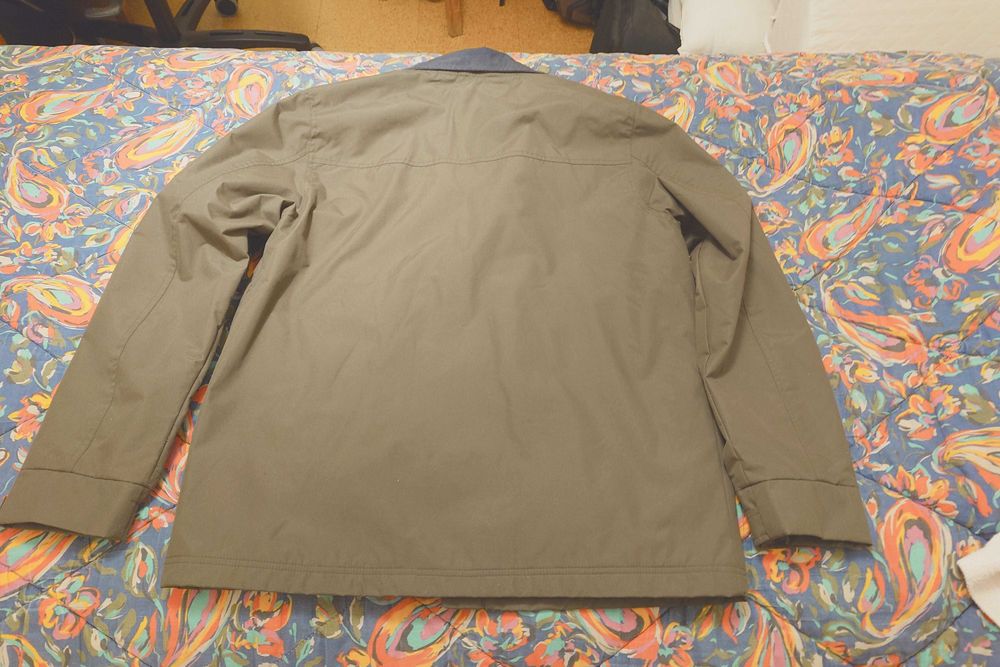 Casaco / Blusão de homem, impermeável e forrado