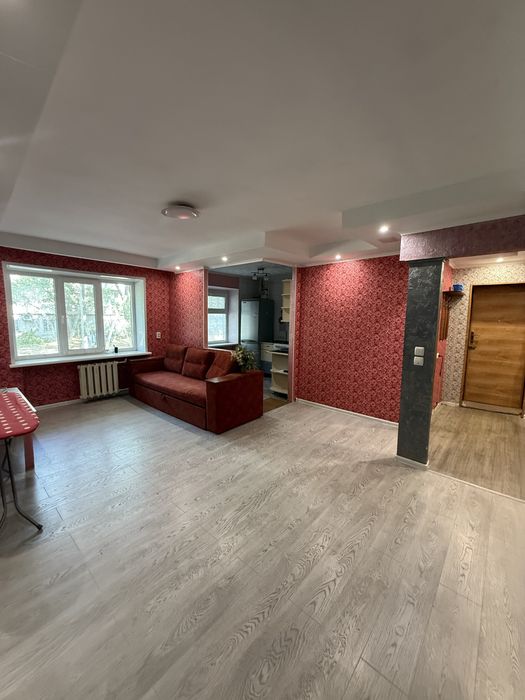 3 кімнатна,Дніпровський,Трегубова 38