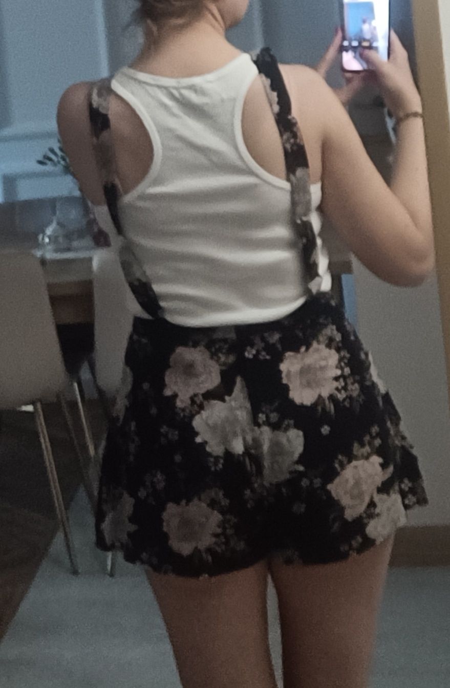 Ogrodniczki krótkie spodenki H&M 38 M wiskoza