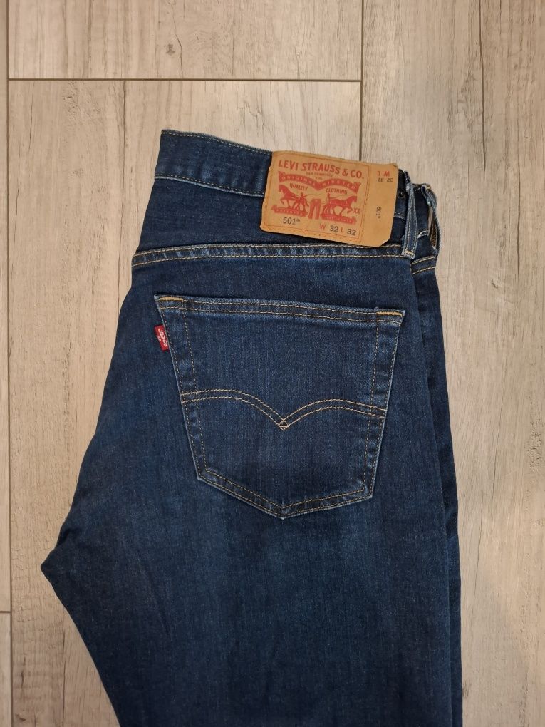 32/32 męskie spodnie Levi's (31)