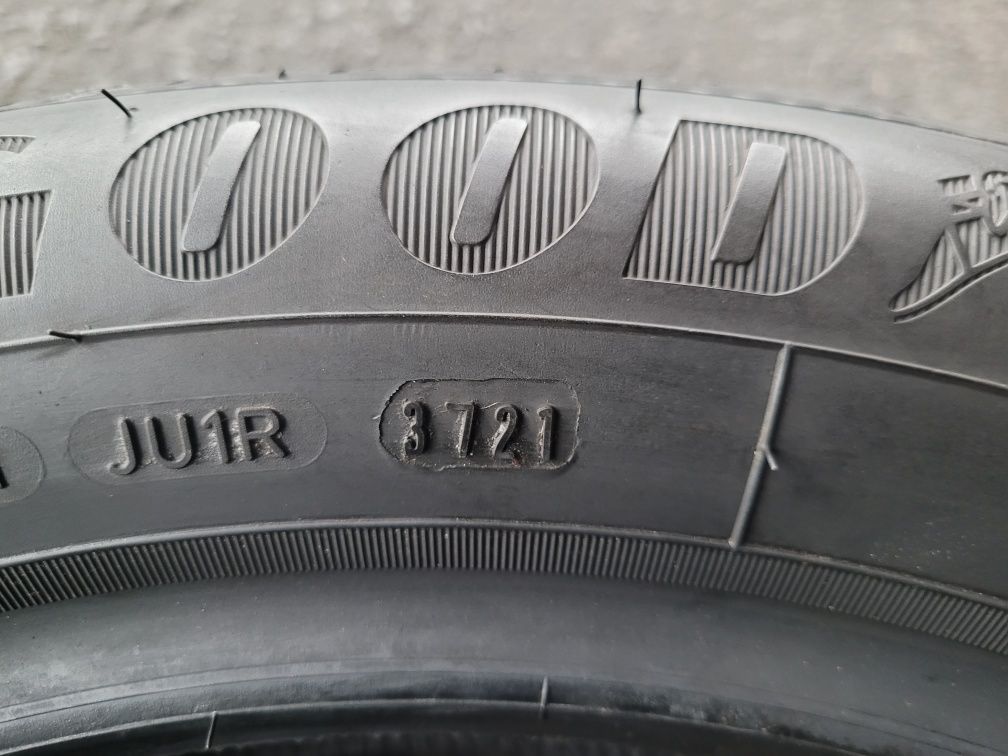 Nowy Kpl Opon Letnich Goodyear Efficient GripPerformance 205.55.17 91V