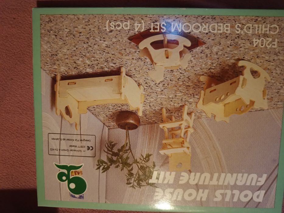 Meble do domku dla lalek-pokój dziecięcy