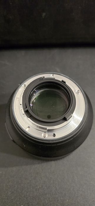 Sprzedam obiektyw Nikkor 85mm 1:1.8 G, stan bardzo dobry