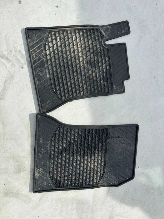 Mercedes E-Klasa W213 Dywanik Dywaniki Przód Przednie Gumowe