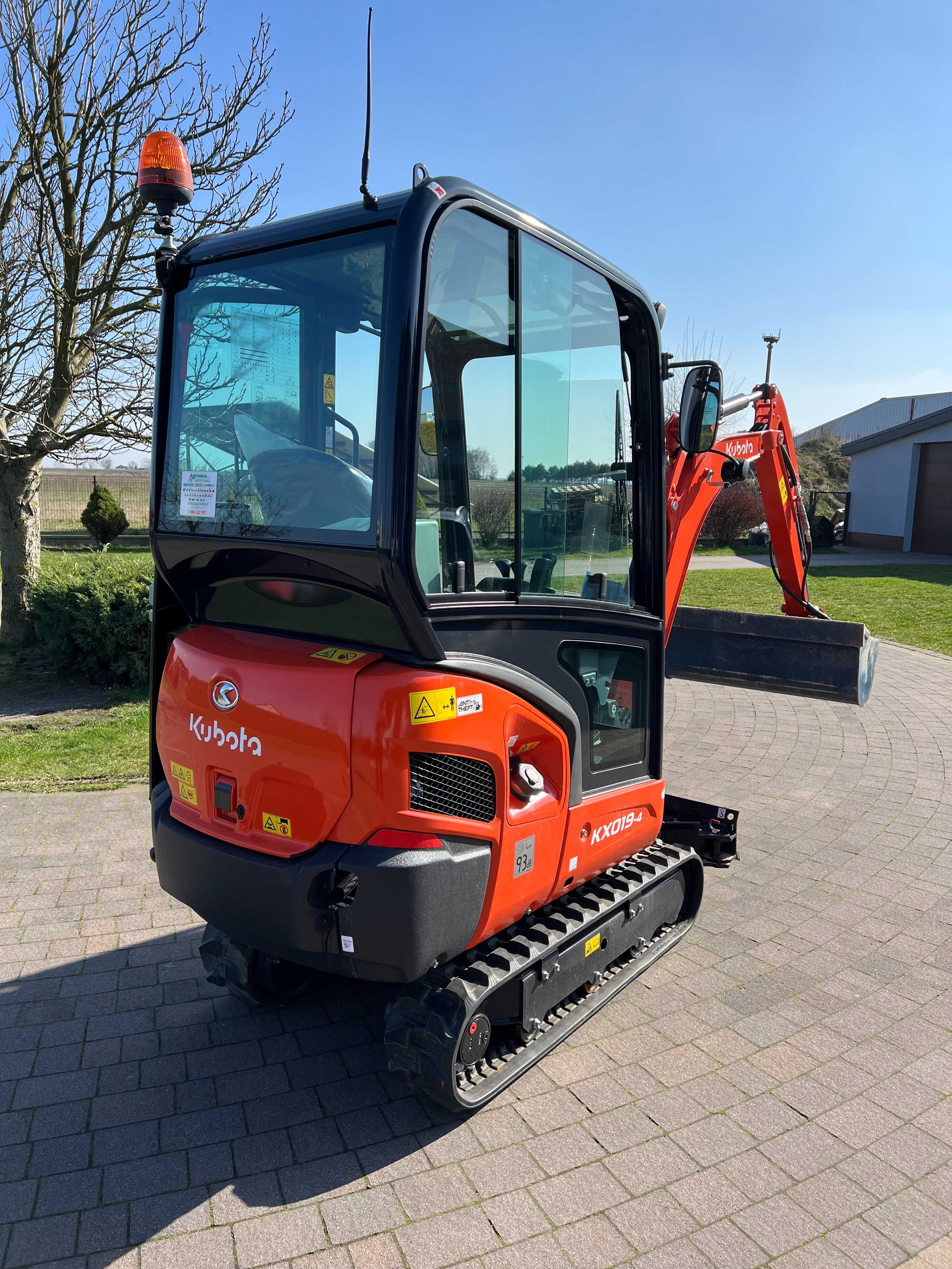 Wynajem Minikoparki KUBOTA KX019-4 + Przyczepa