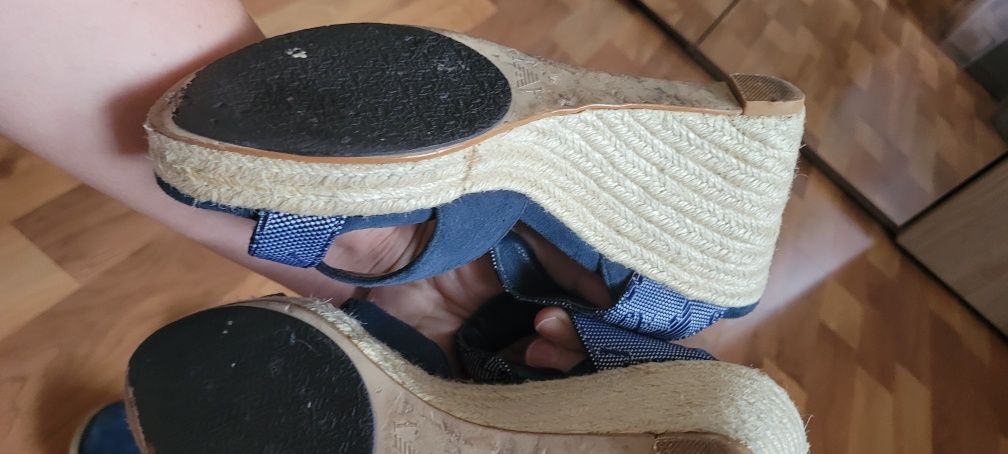 Trampki damskie Prada i sandały  Armani 37,5
