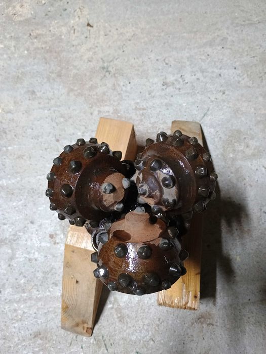Gryzer Rolkowy Wiertło Bit do studni głębinowych 175mm 3 1/2REG”