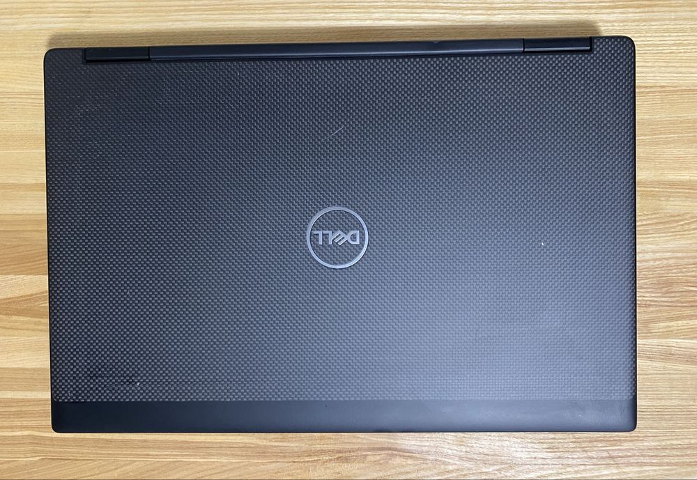 Dell Precision 7530 | Xeon E-1186M | P3200 | 16 gb | NVMe 512 gb | 4K