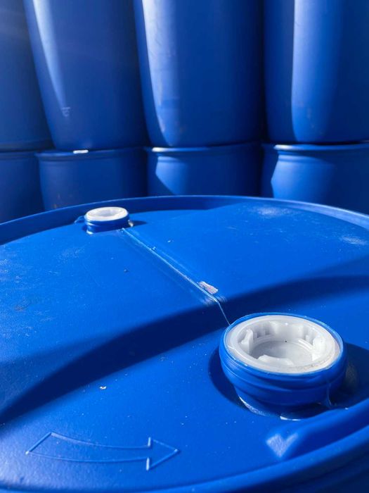 Beczki 220L z dwoma korkami, plastikowe, duże, czyste