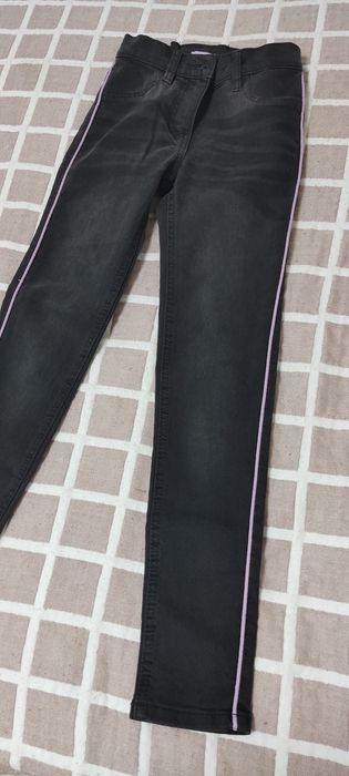 Джинси на дівчинку