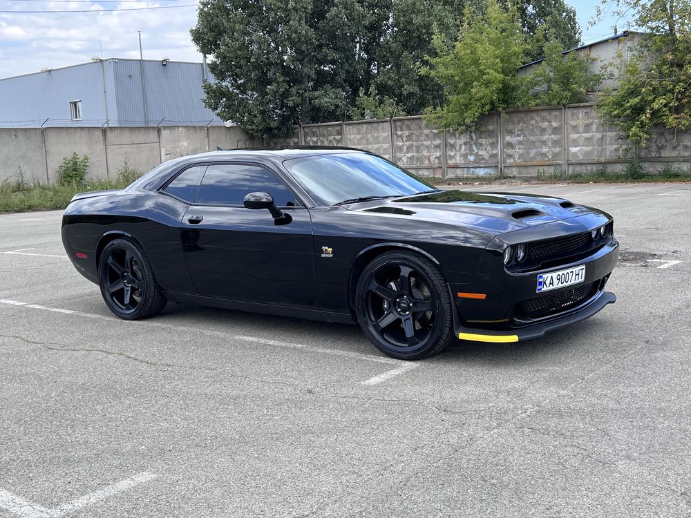 Dodge Challenger 2020