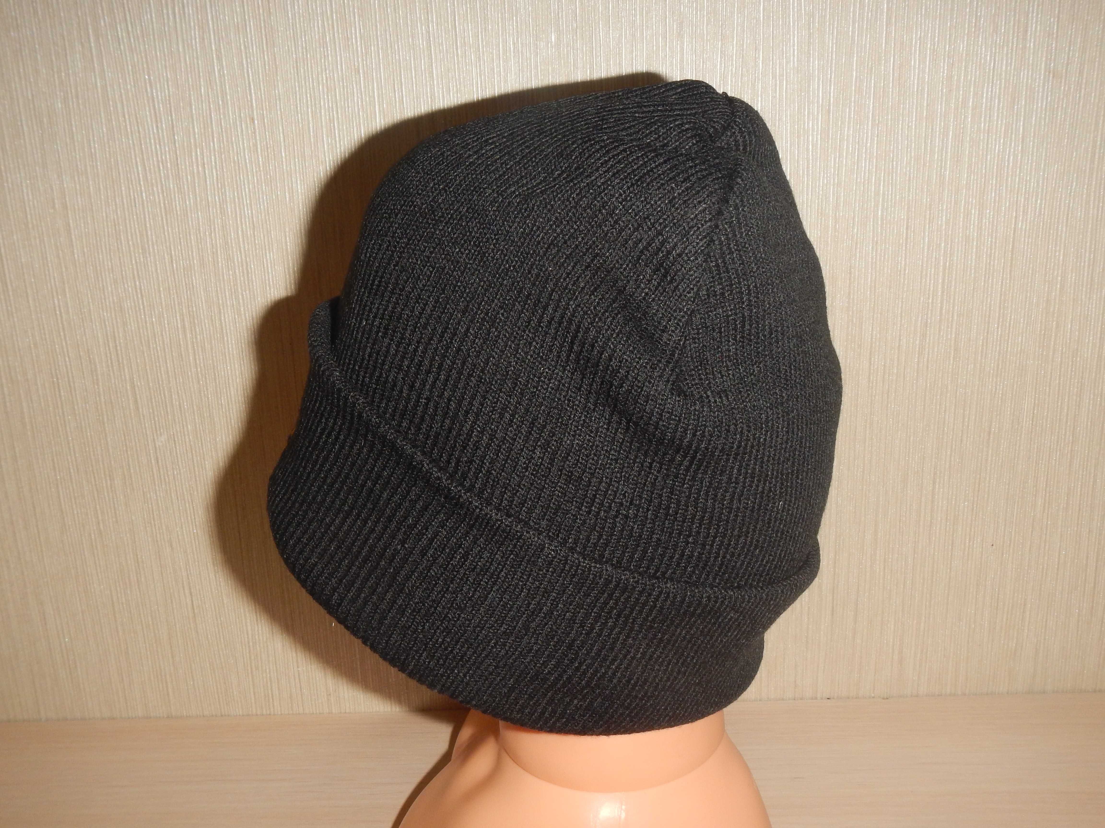 Шапка carhartt p.one size