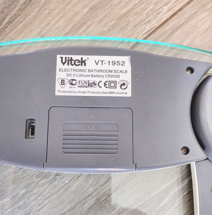 Весы напольные электронные Vitek VT-1952 для ремонта или на запчасти