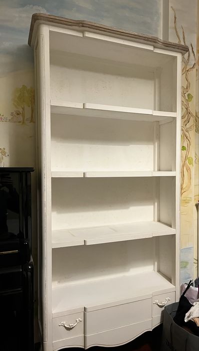 Estante Loja do Gato Preto Viena