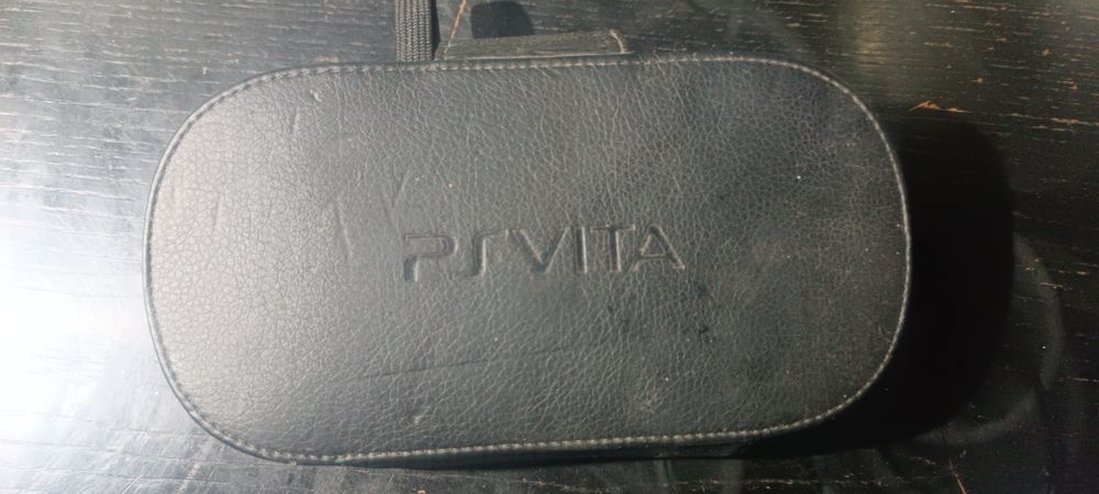 Портативна ігрова консоль Sony PSP 1008