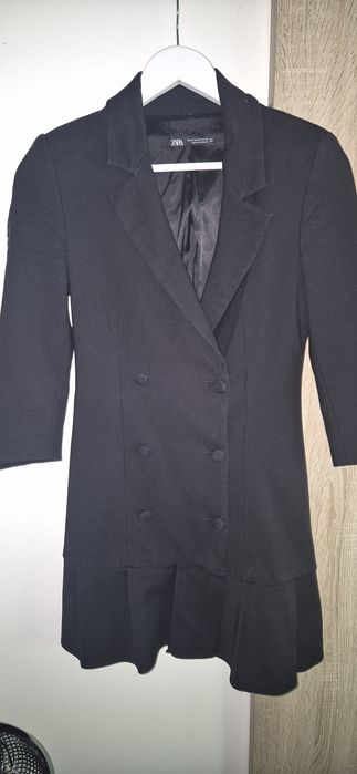 Sukienka o kroju marynarki Zara rozmiar 34