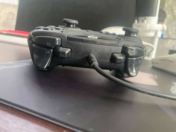 Продам джойстик xbox