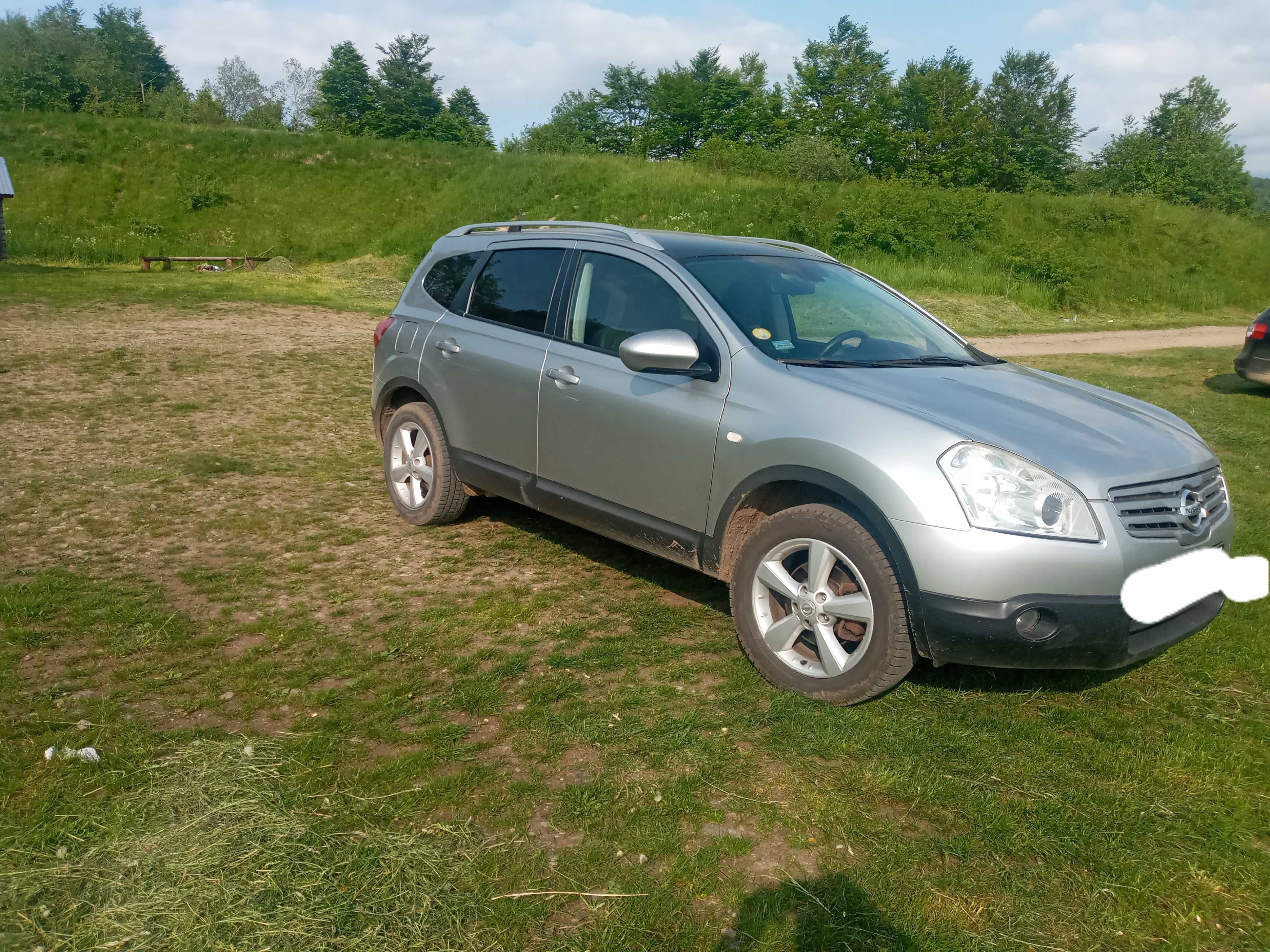 Nissan Qashqai +2  СРОЧНО