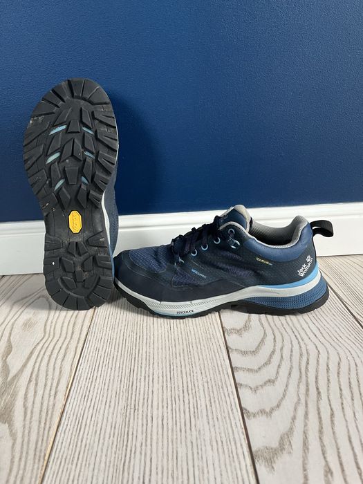 Кросівки Jack Wolfskin Force Striker розмір 39