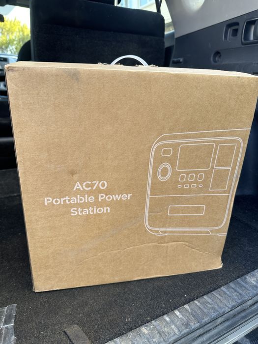 Зарядна станція BLUETTI AC70