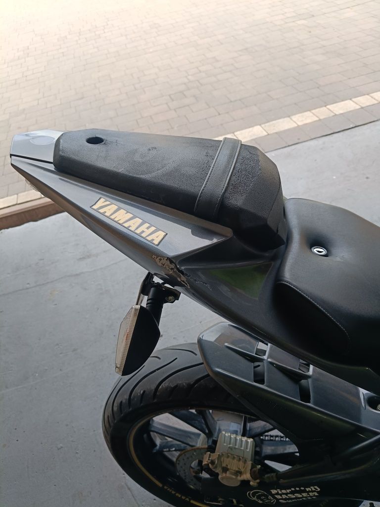 Yamaha yzf r 125