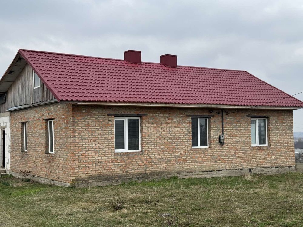 Будинок в Сатиєві