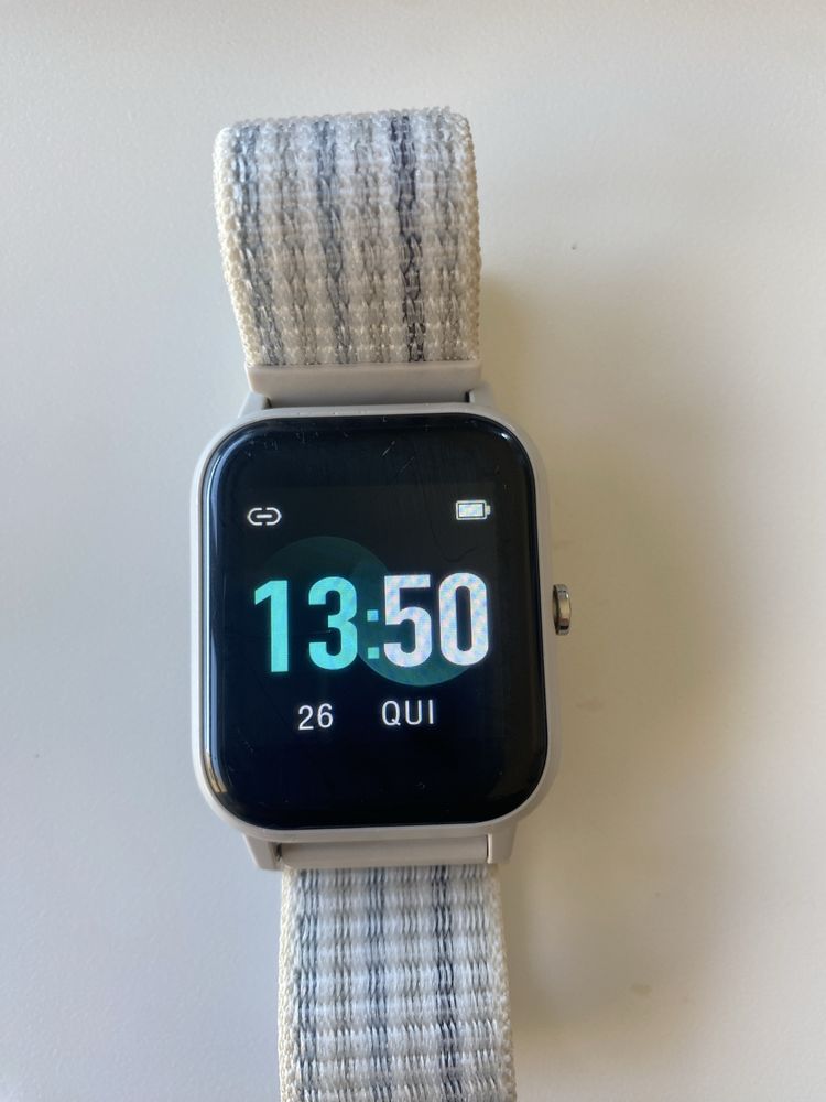 Smartwatch R3 novo