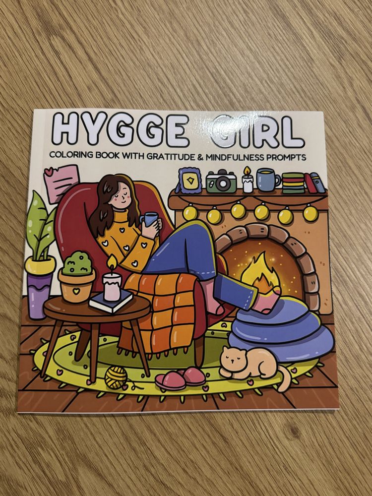 Розмальовка для дітей та дорослих — антистрес HYGGE GIRL
